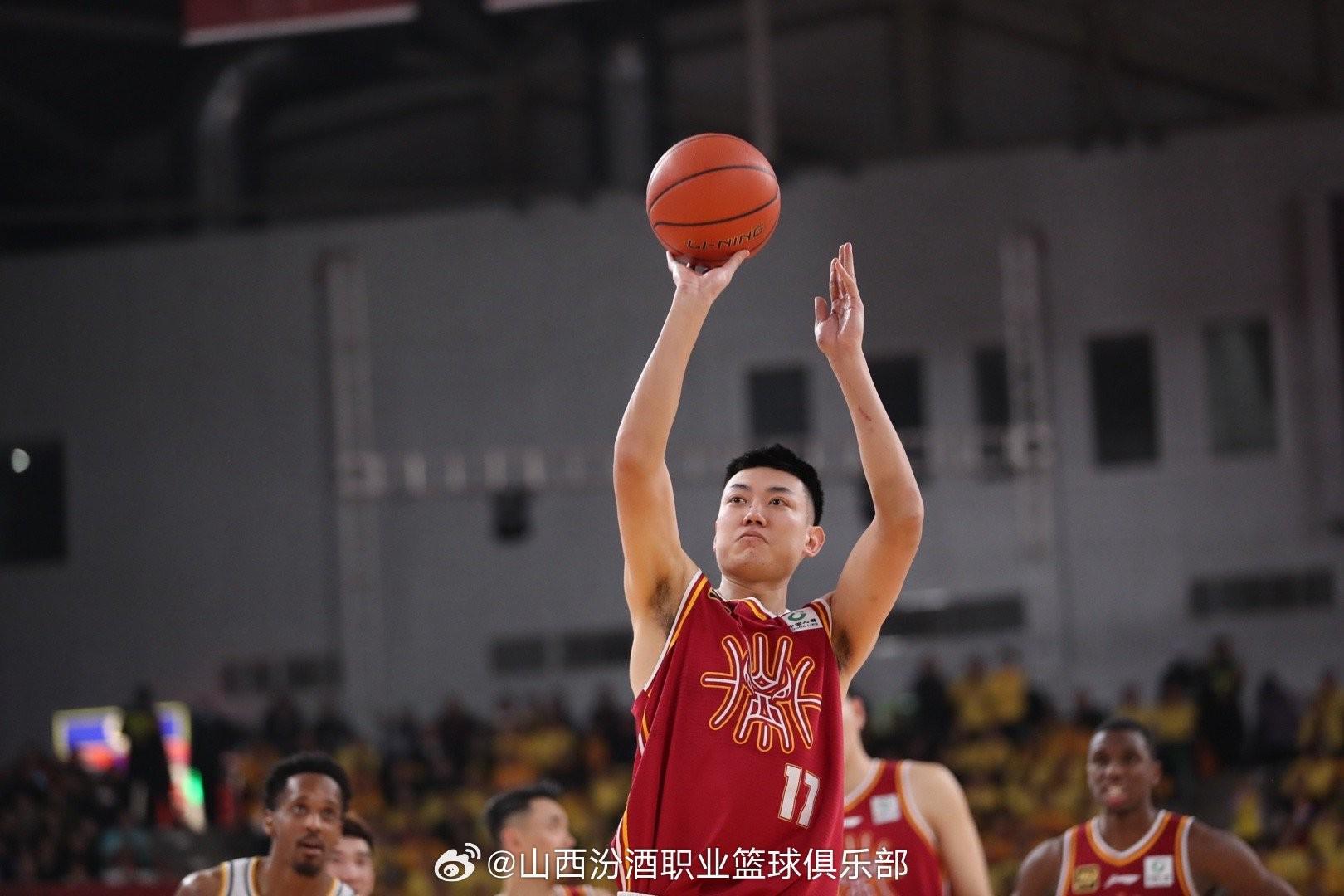 开云体育-官方：焦海龙左膝关节副韧带损伤+股骨远端软骨损伤，预计伤停4-6周